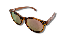 Load image into Gallery viewer, Chanj Sunglasses Sunset Sustainable Sunglasses Handcrafted

